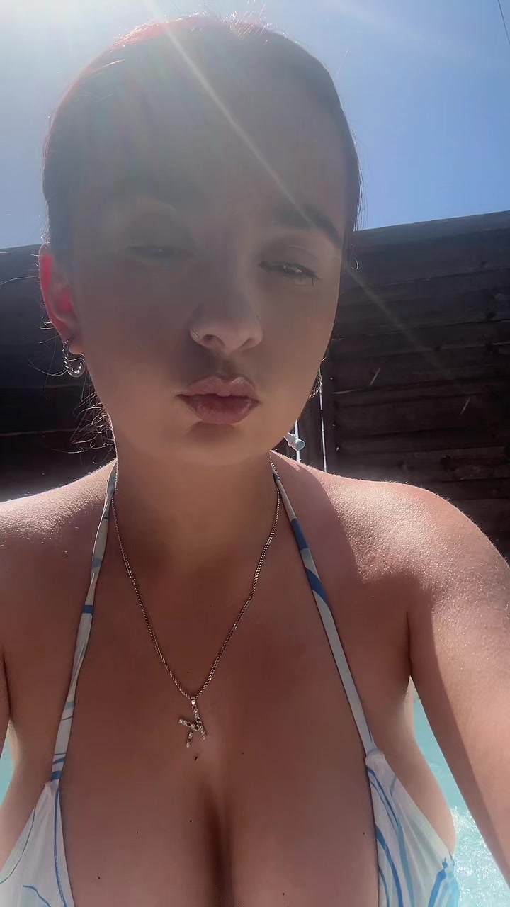 @keeleyaj._