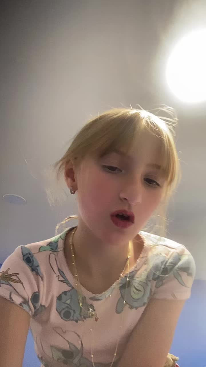 @TeddiAnne