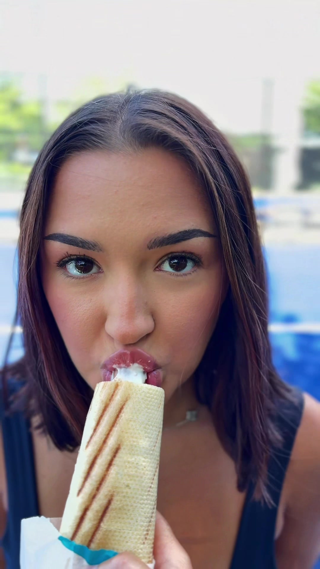@EmillySteele