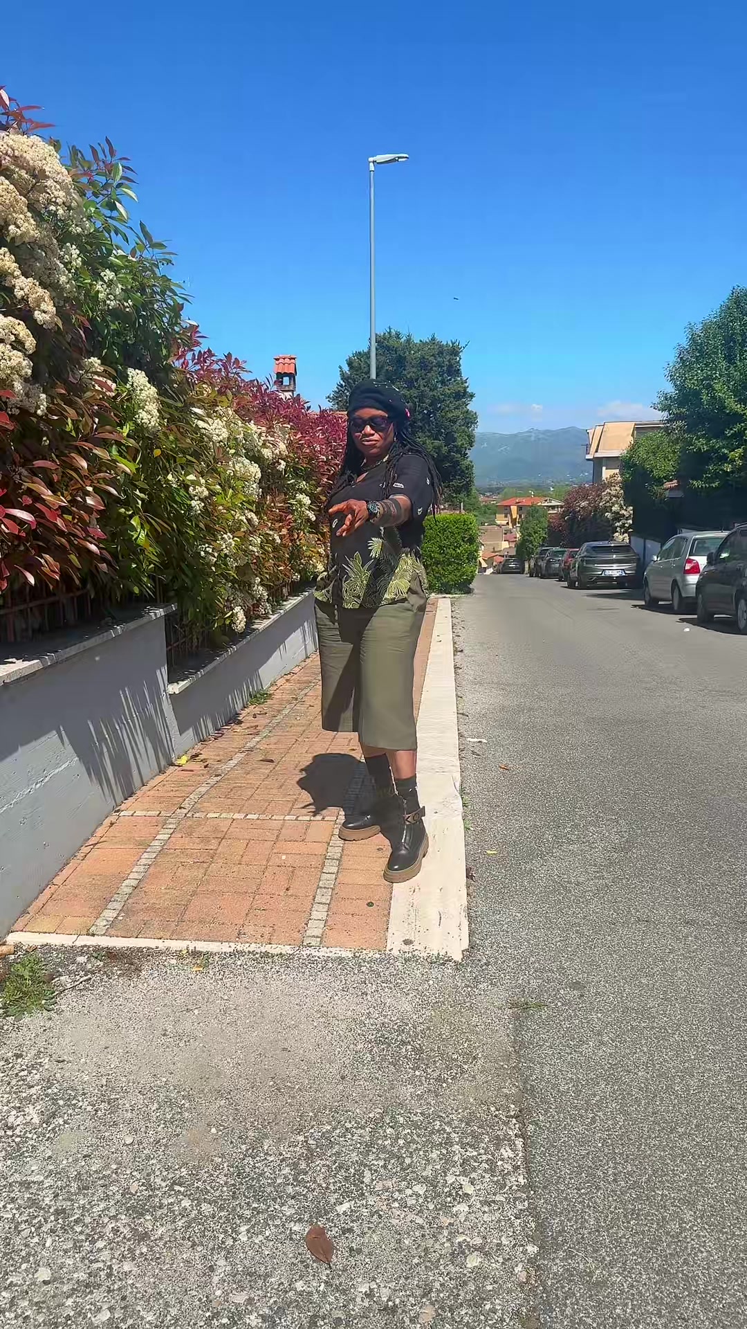 @queenofrockzia.H Exceptional Q
