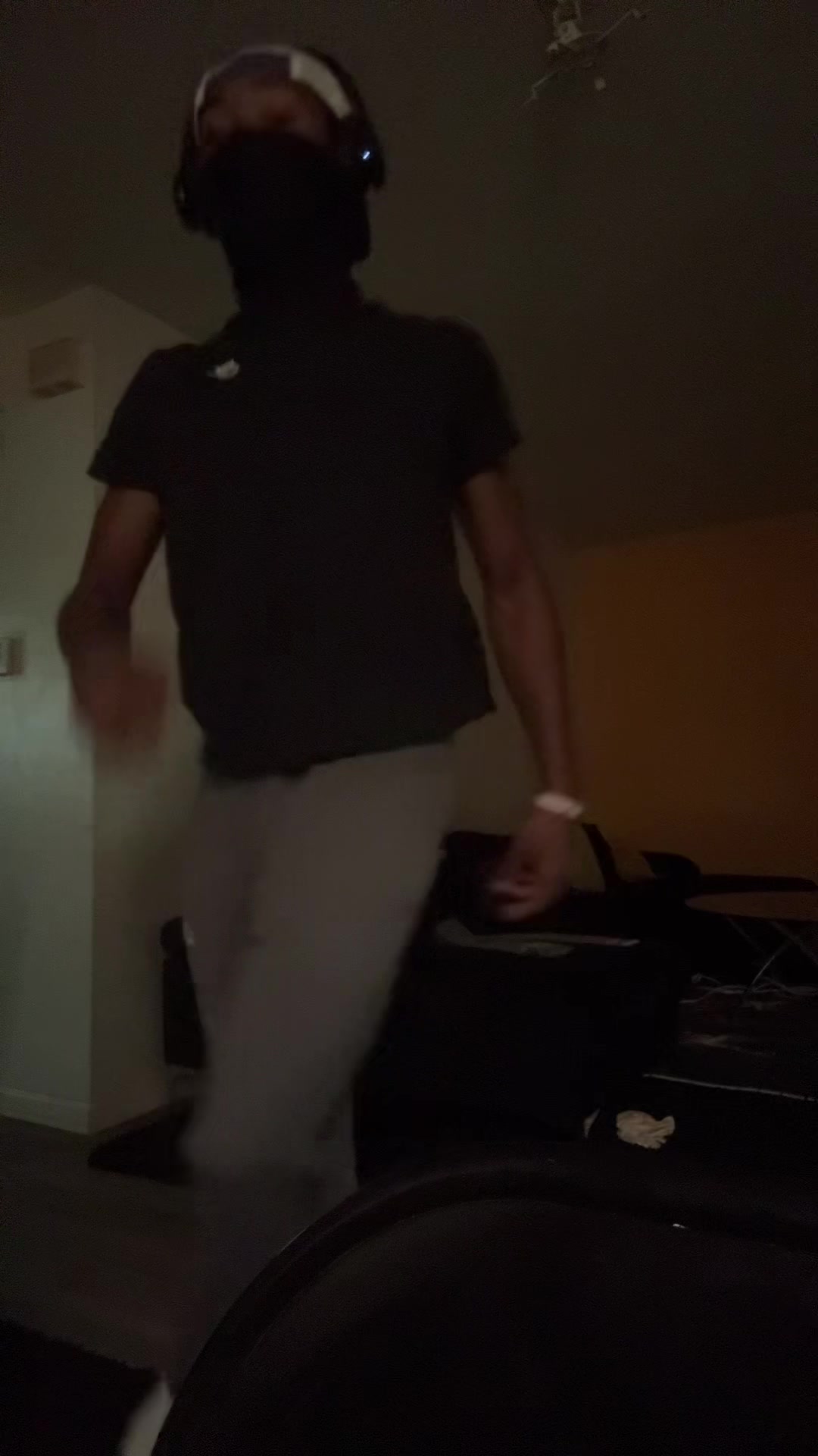 @ayopi3rr3
