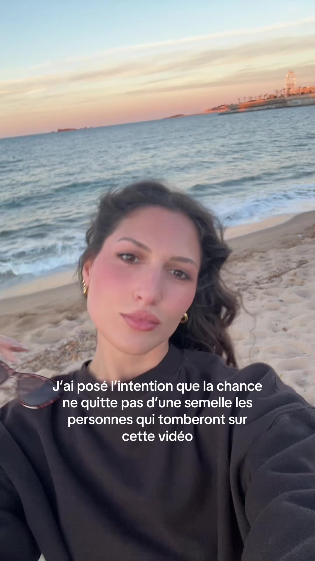 @itsclothildedlc