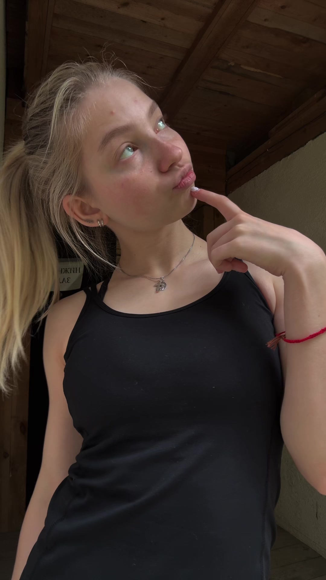 @live_by_lina