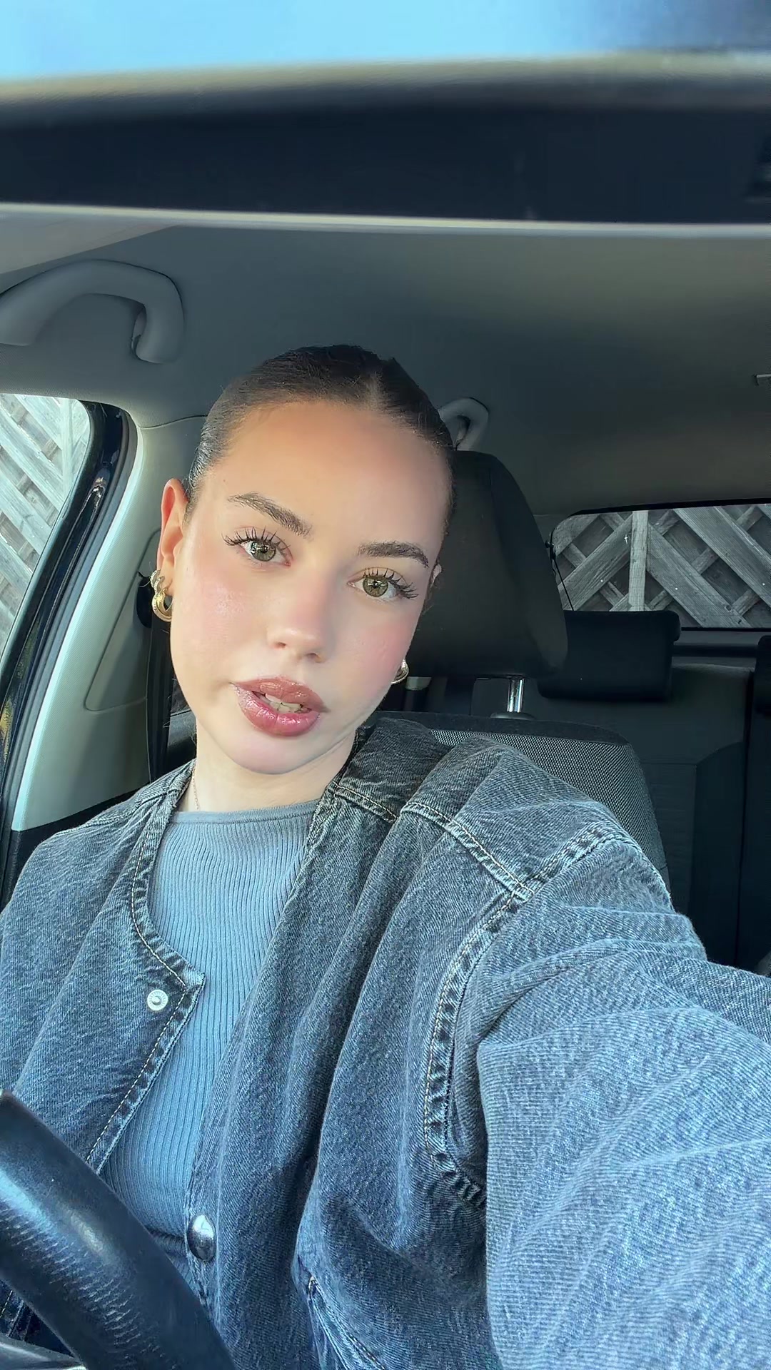 @szucs.lilla