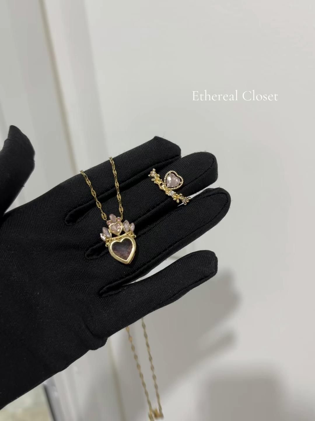 @Ethereal Closet đ