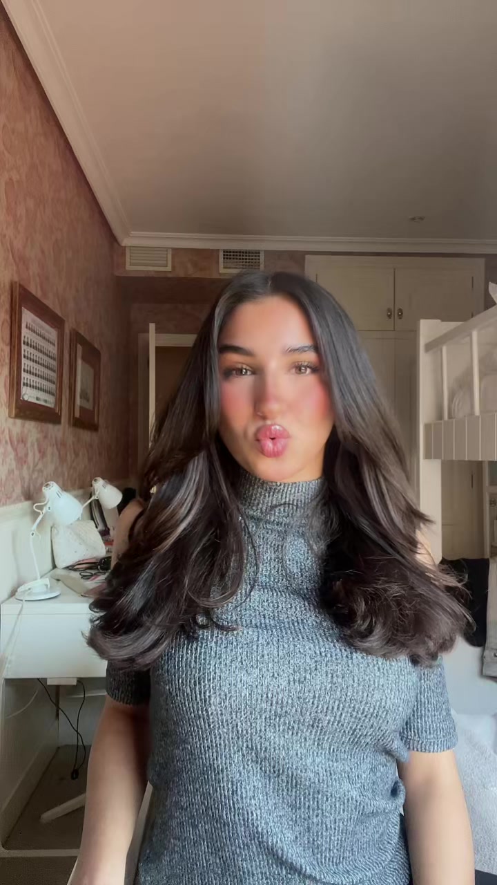 @maría