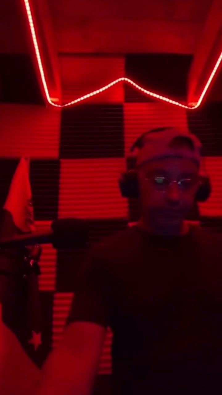 @EL DJ LÍDER