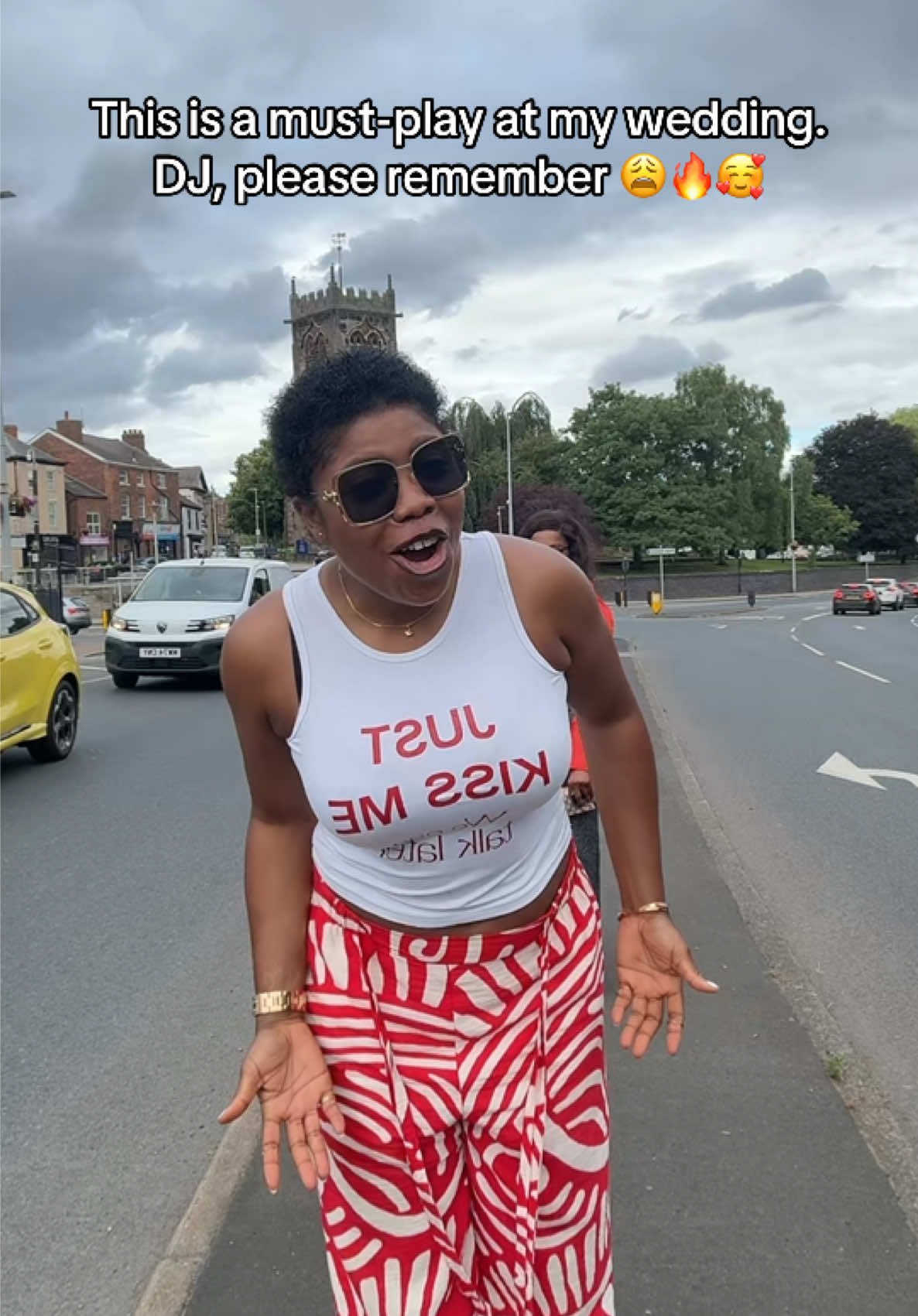 @Vibe Queen🎙️👑