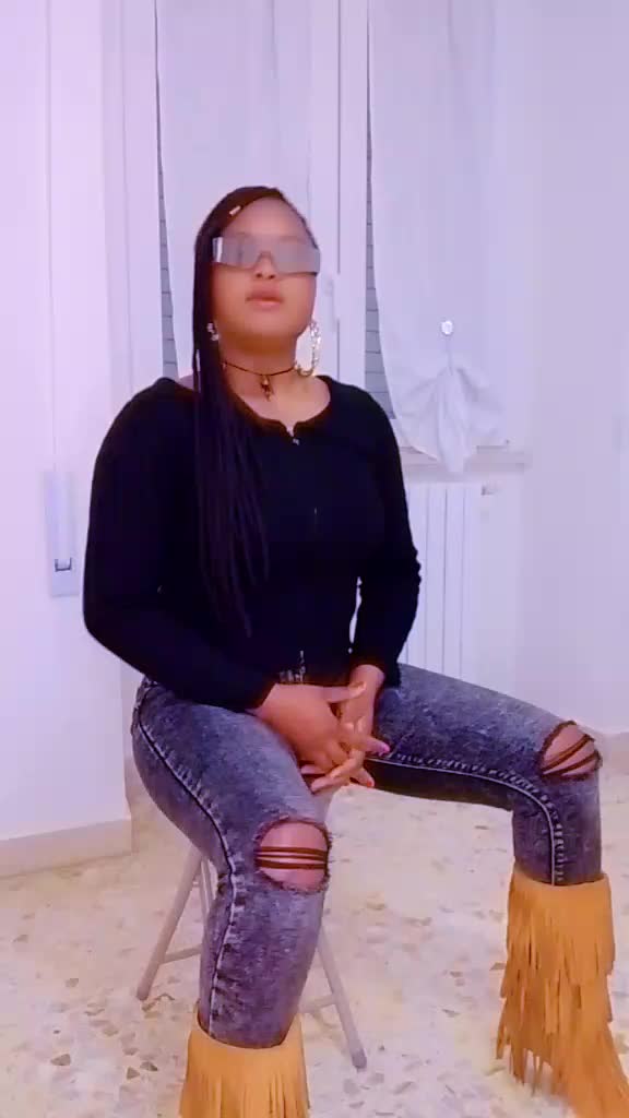 @Arianna🇧🇫🇪🇺🇪🇺🇪🇺🇺🇸