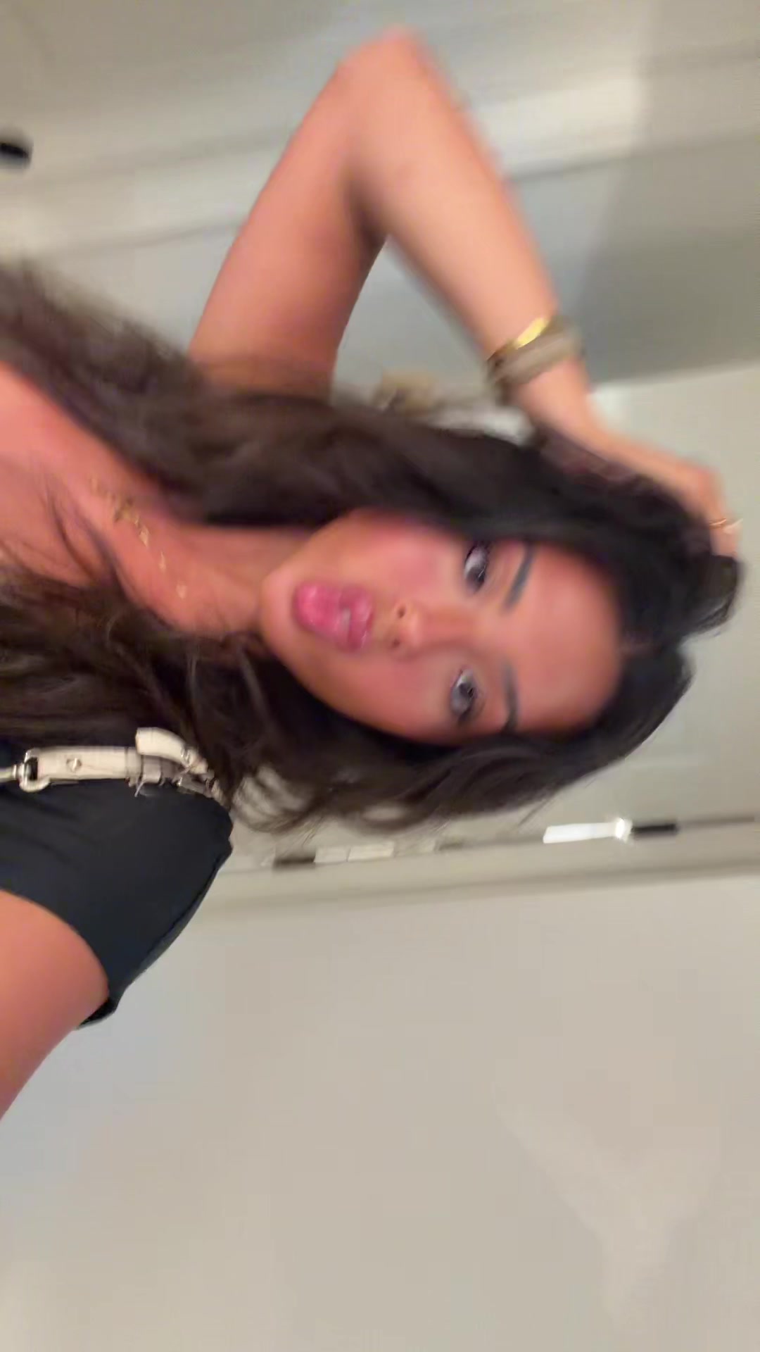 @Gia