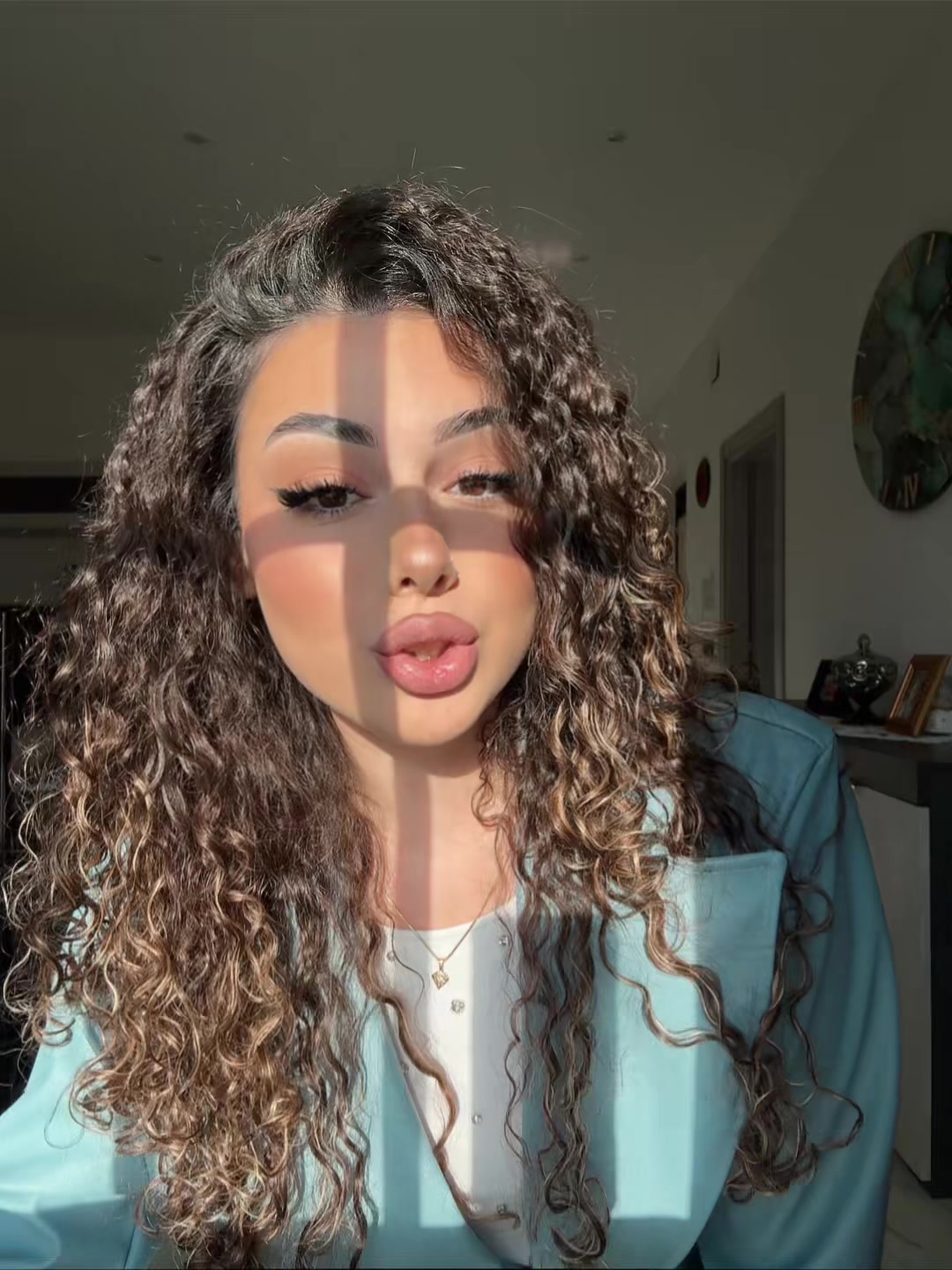 @𝓮