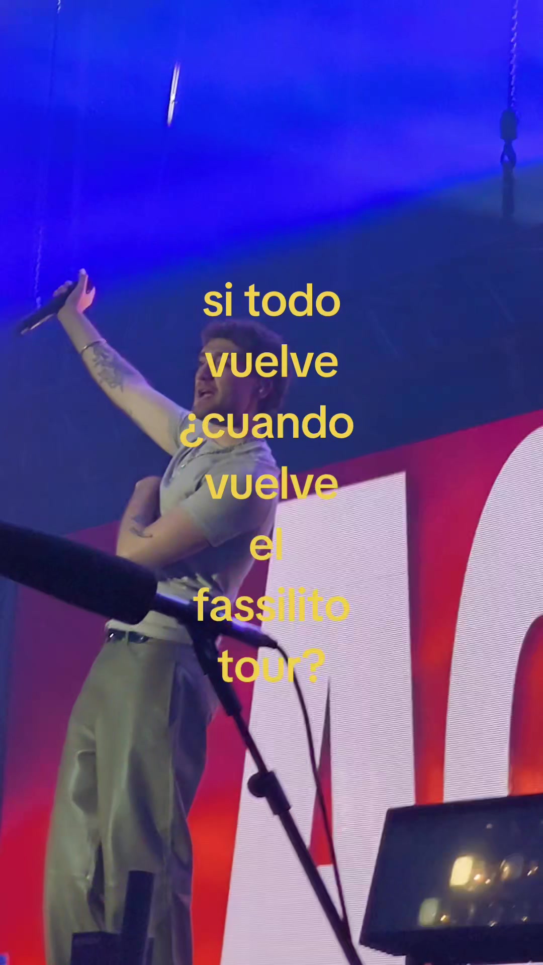 @⁷