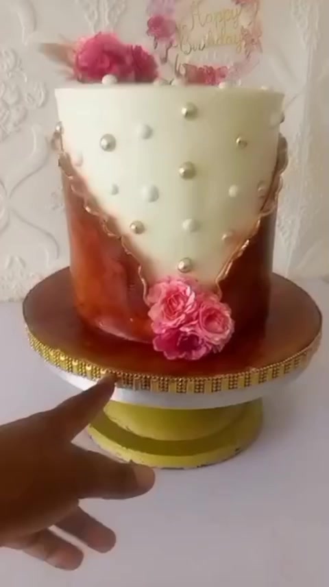 @Dazzle Emporium Home of Cakes