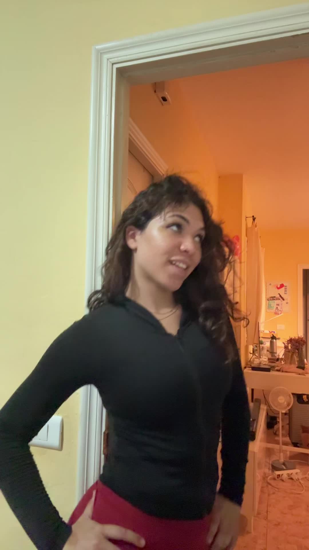 @…