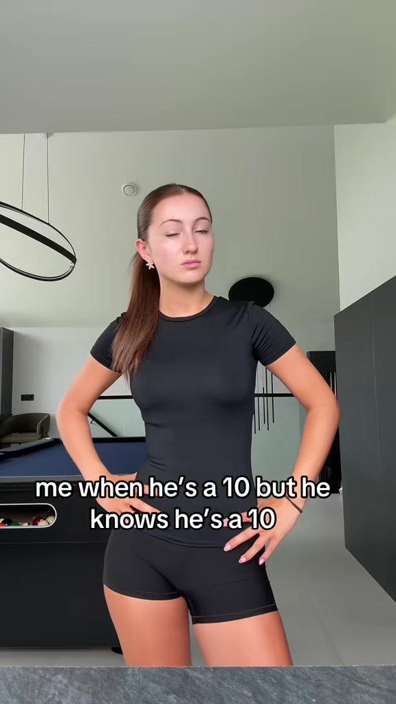 @thesimp5onsisters