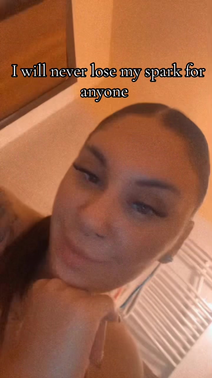 @Bogi Csurgó