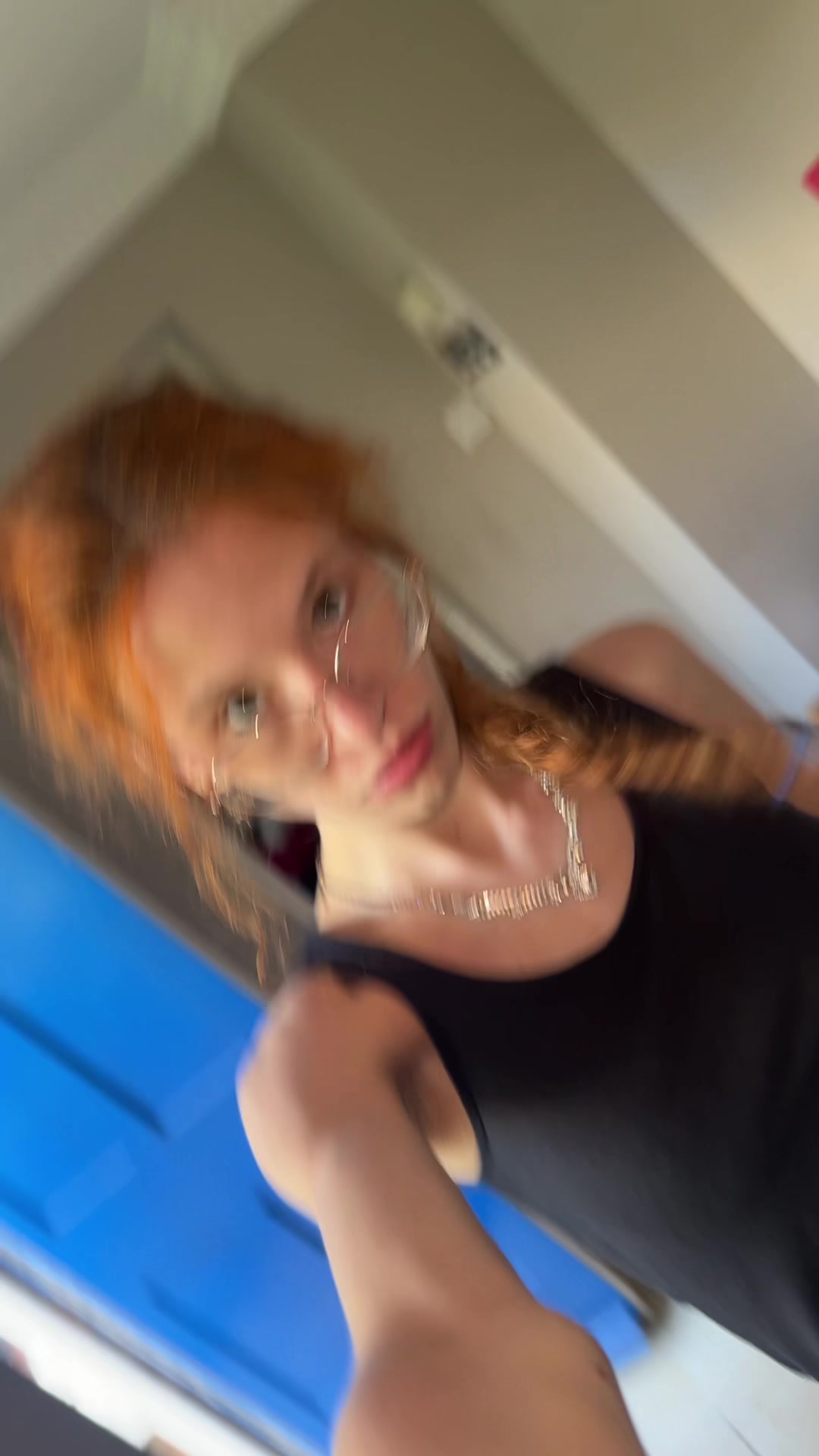 @Hot.mess_21