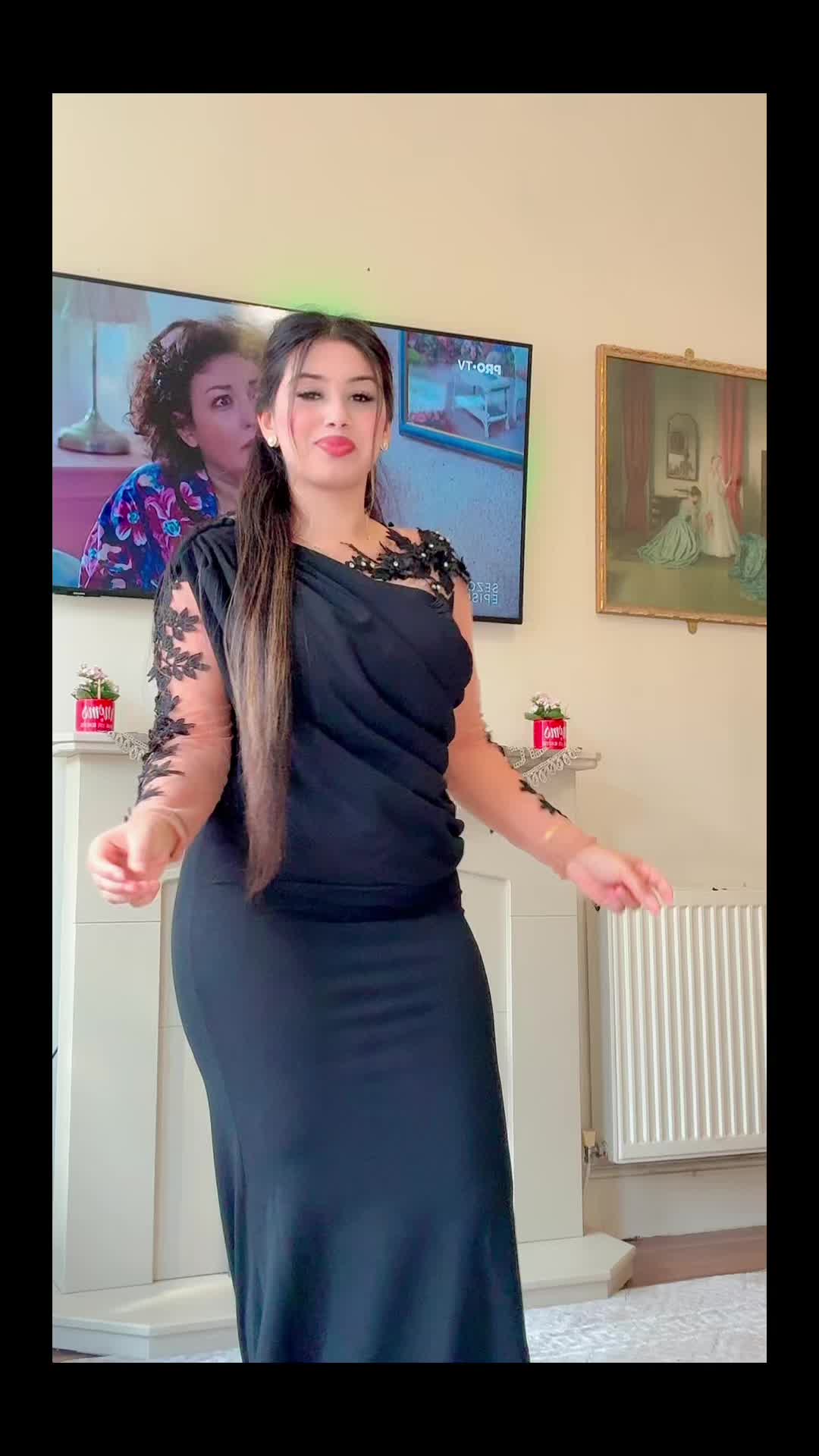 @elysa_elysa_18