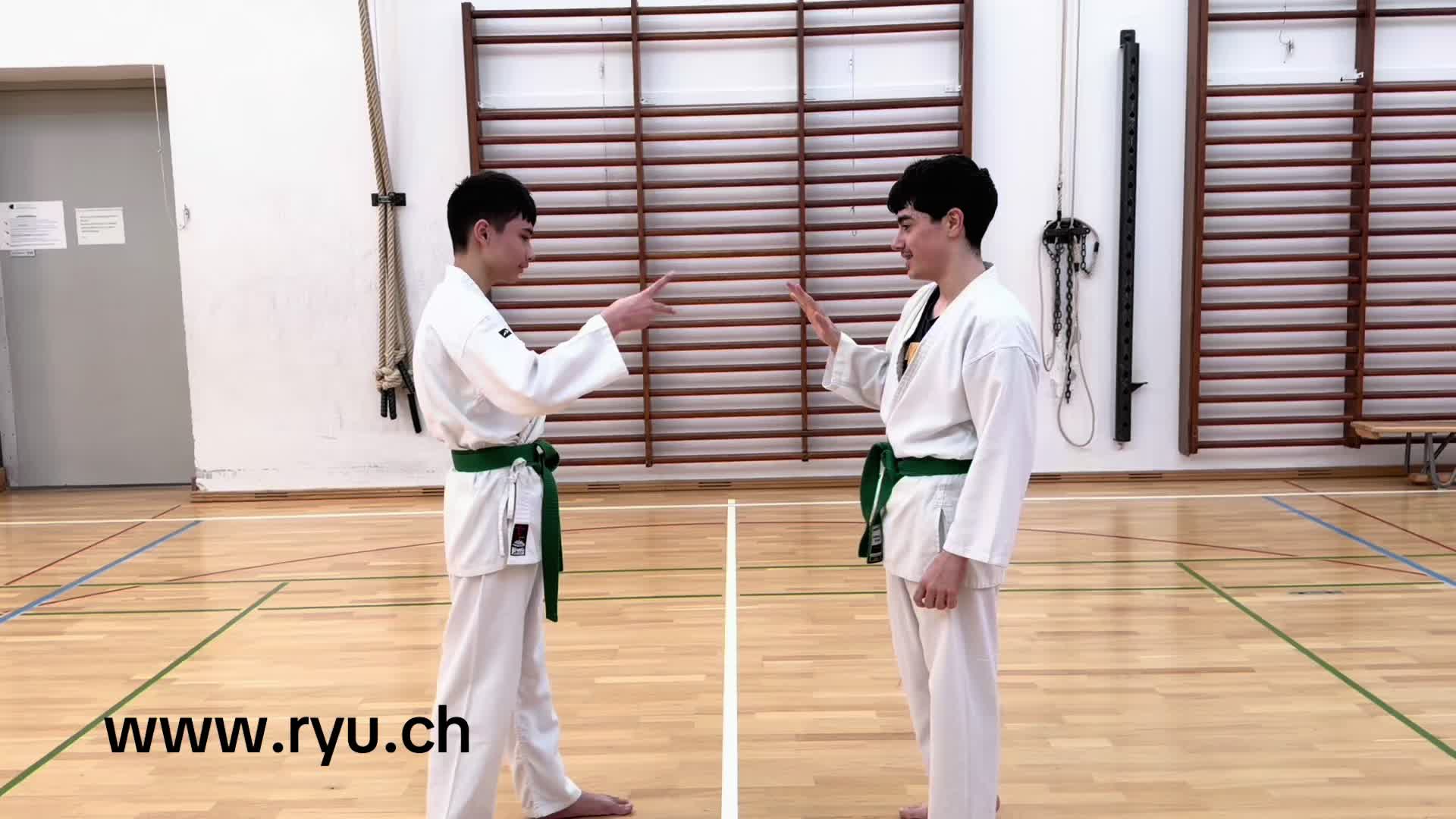 @SuriyonT800