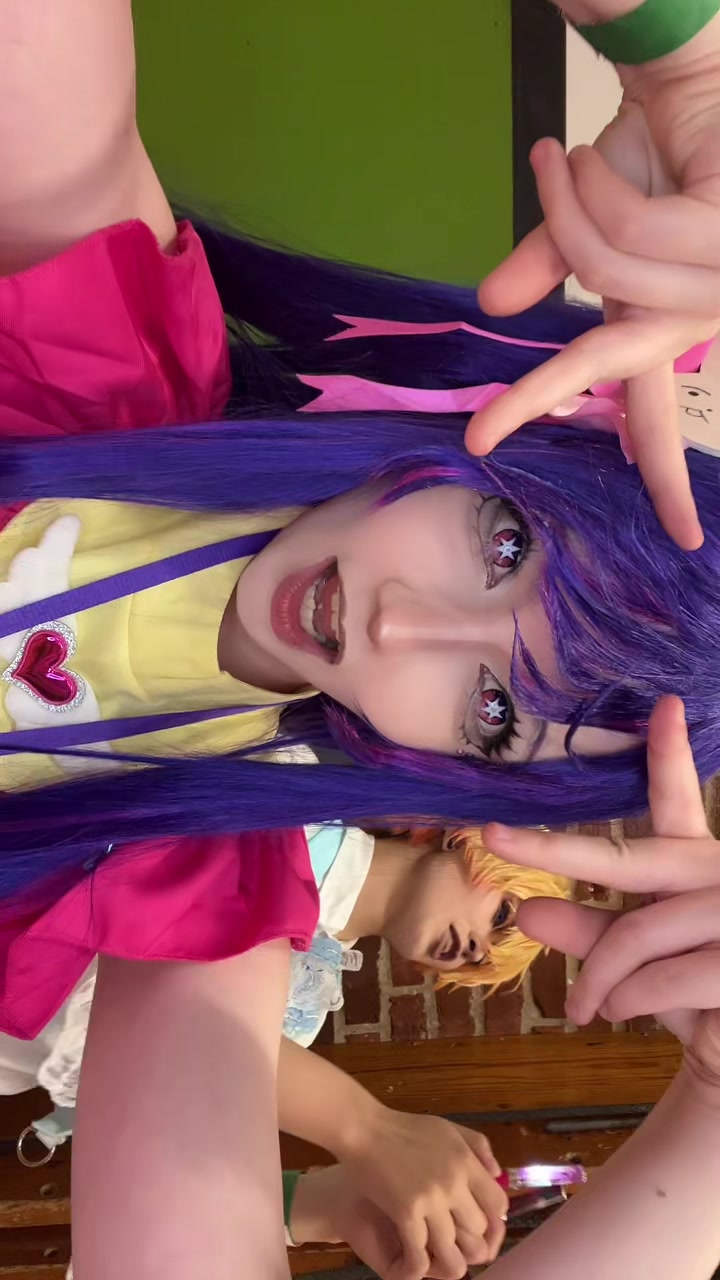 @mil0_cos