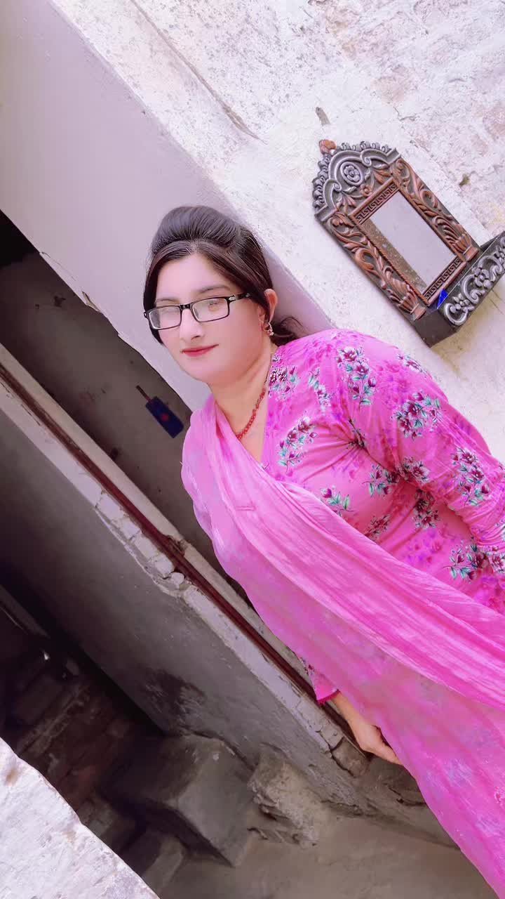 @mehwish_queen10