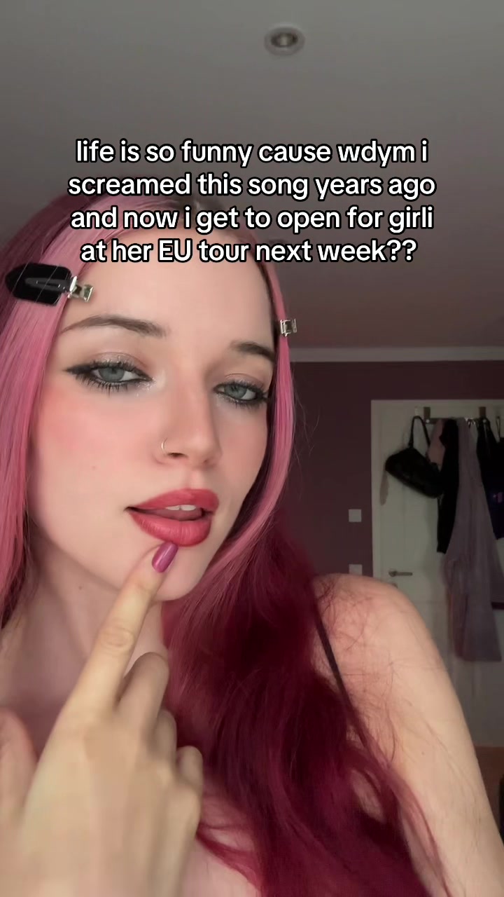 @VANÈS