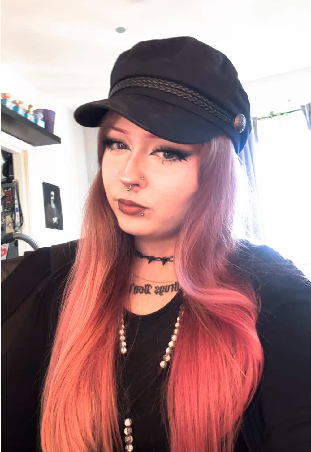 @Ewiee