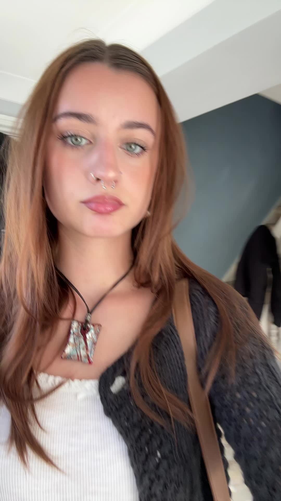 @Ella