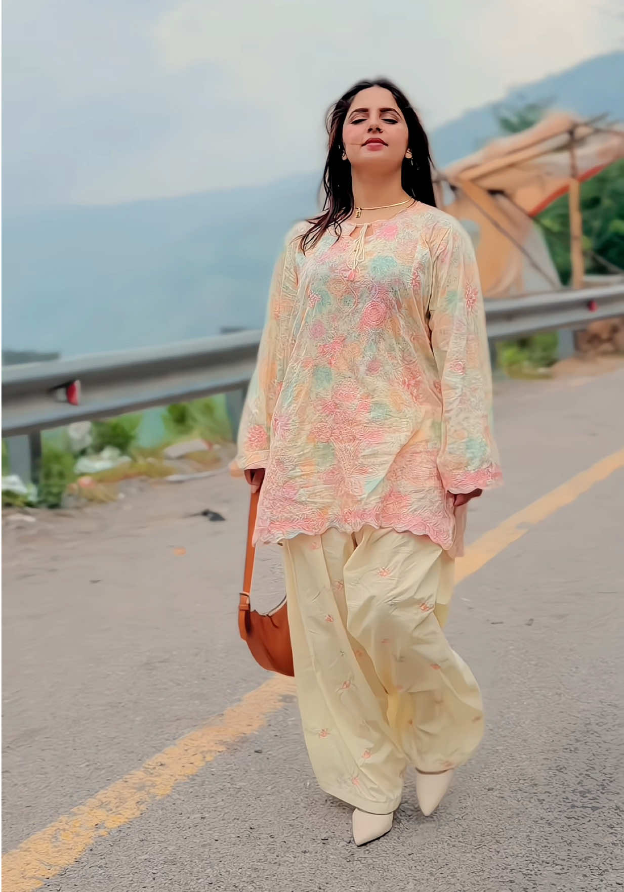 @we2travellers.pk