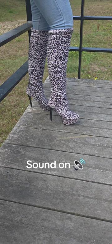 @lolamodel33