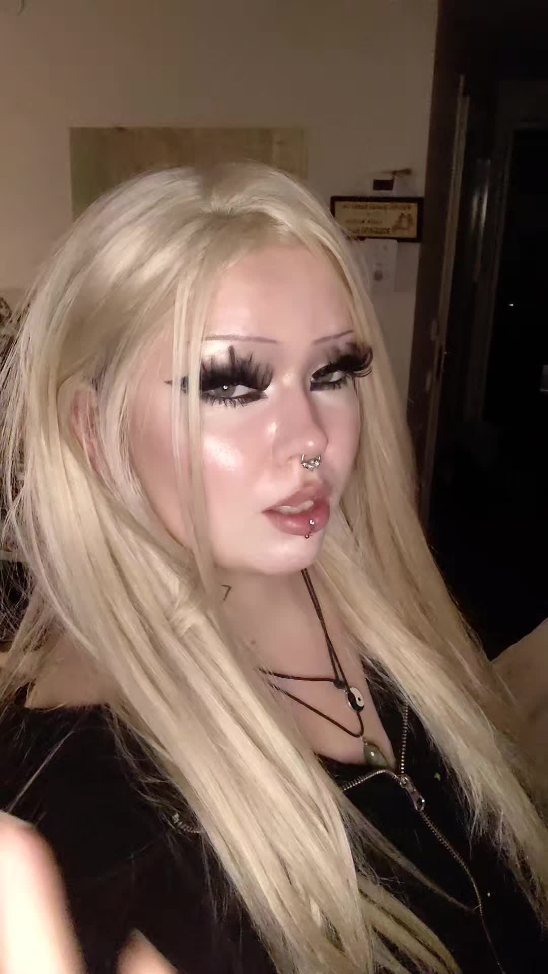 @matronasty