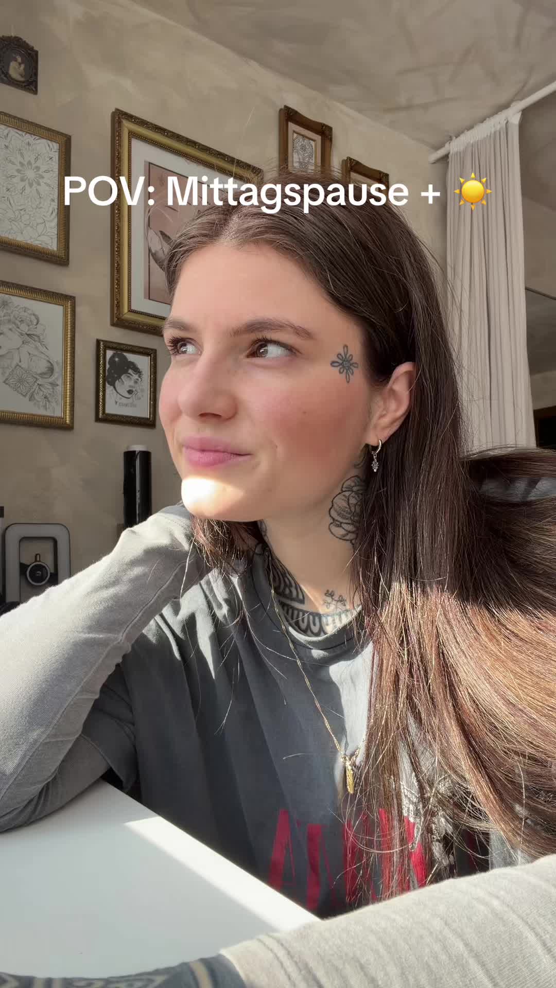 @Elly Fox