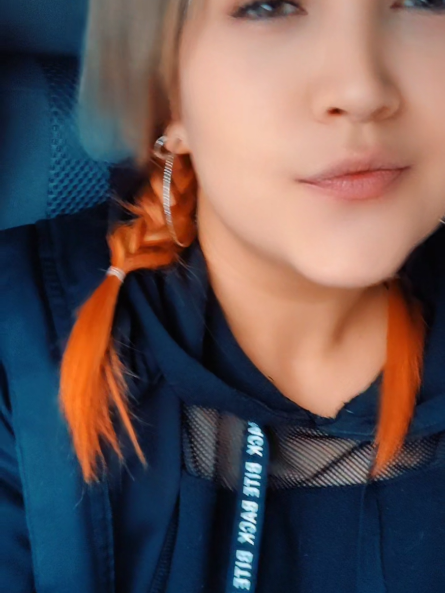 @Mia