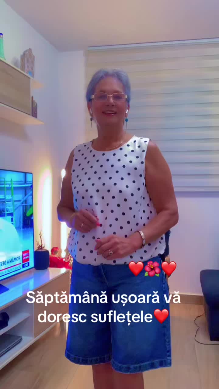@Adriana Augustin295