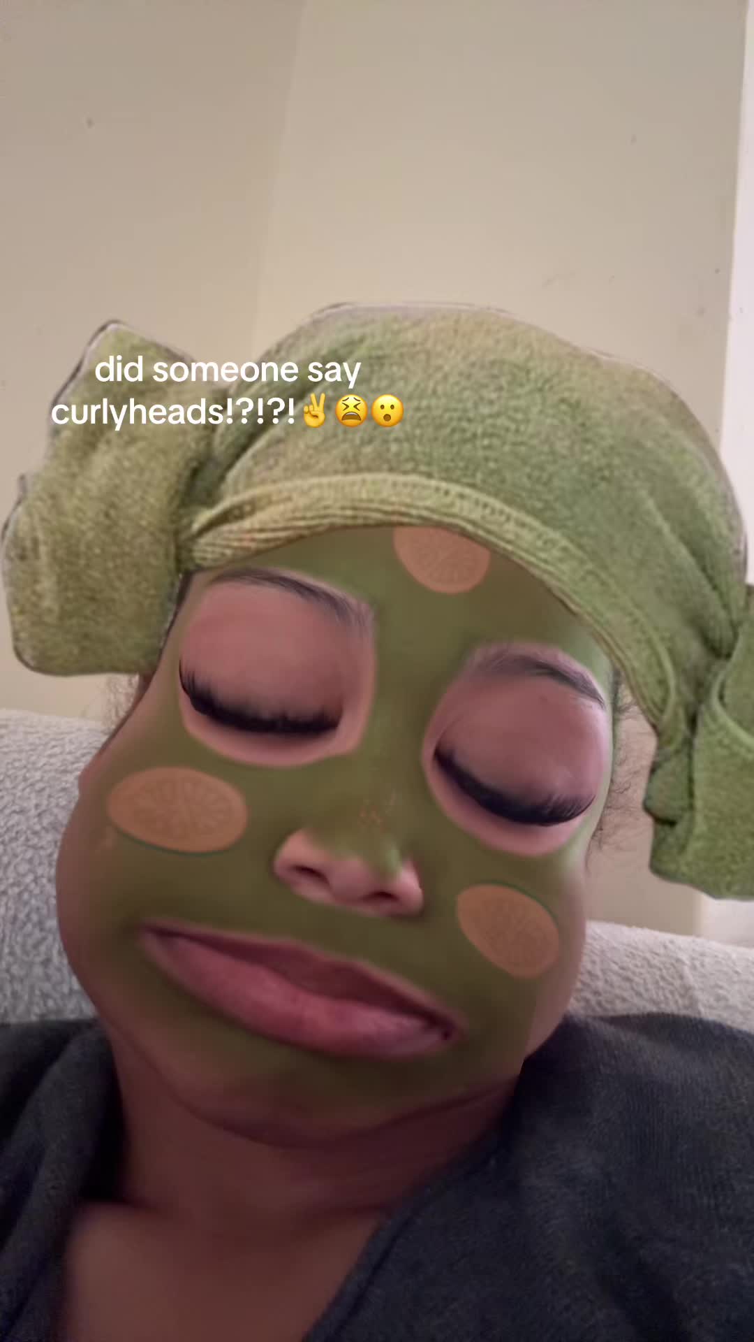 @f🦇