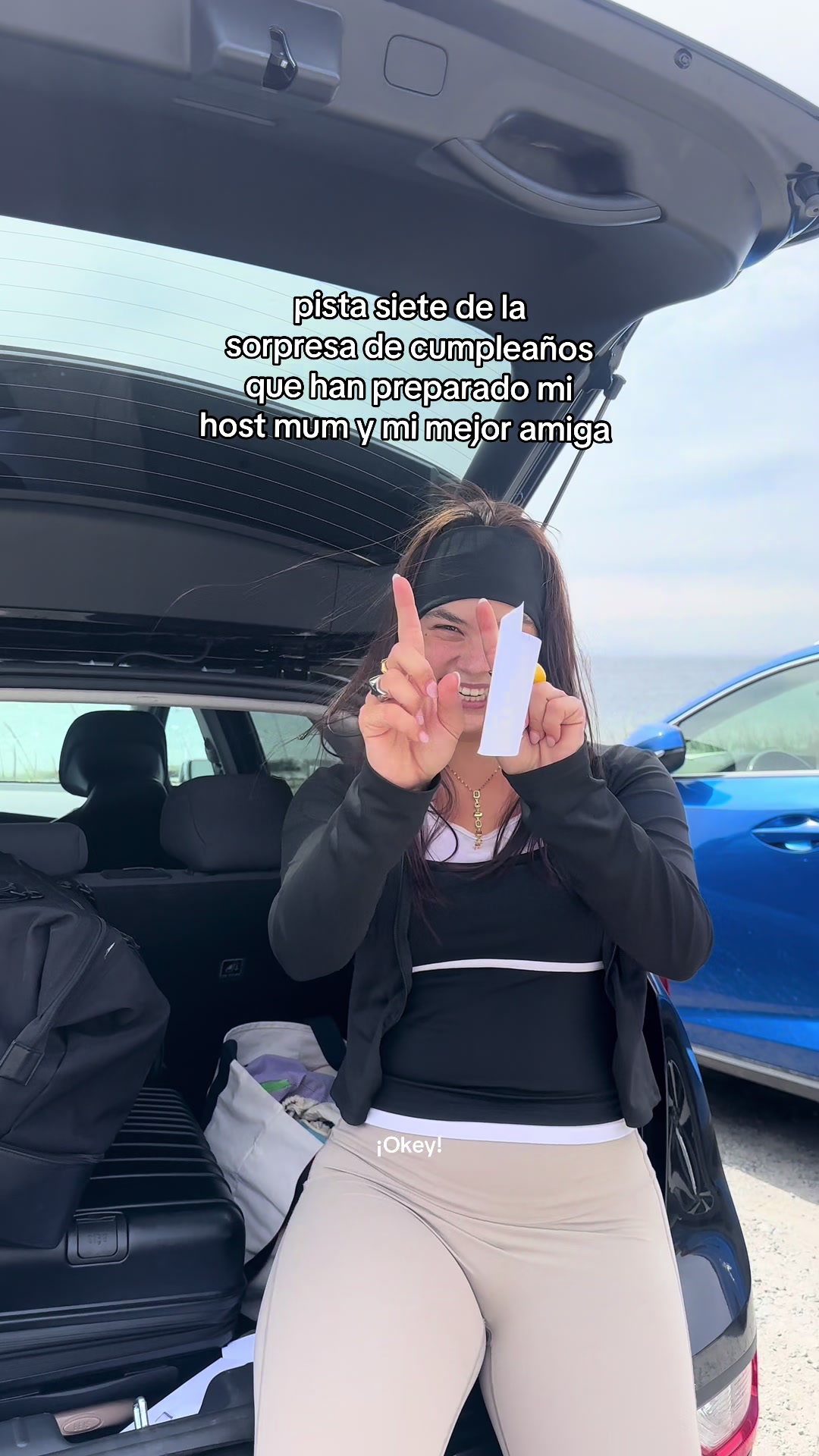 @Nora Presente