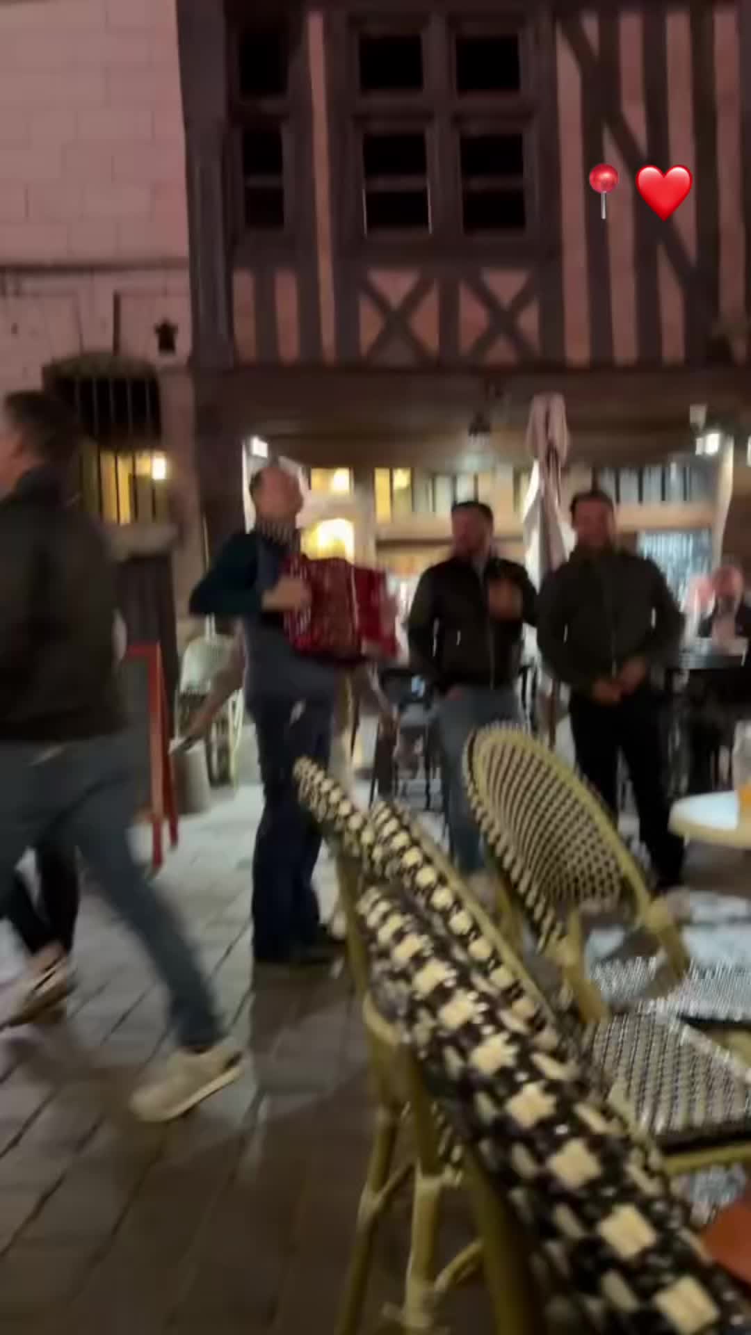 @S&ouml;'N&auml; Sār&oslash;n&acirc;