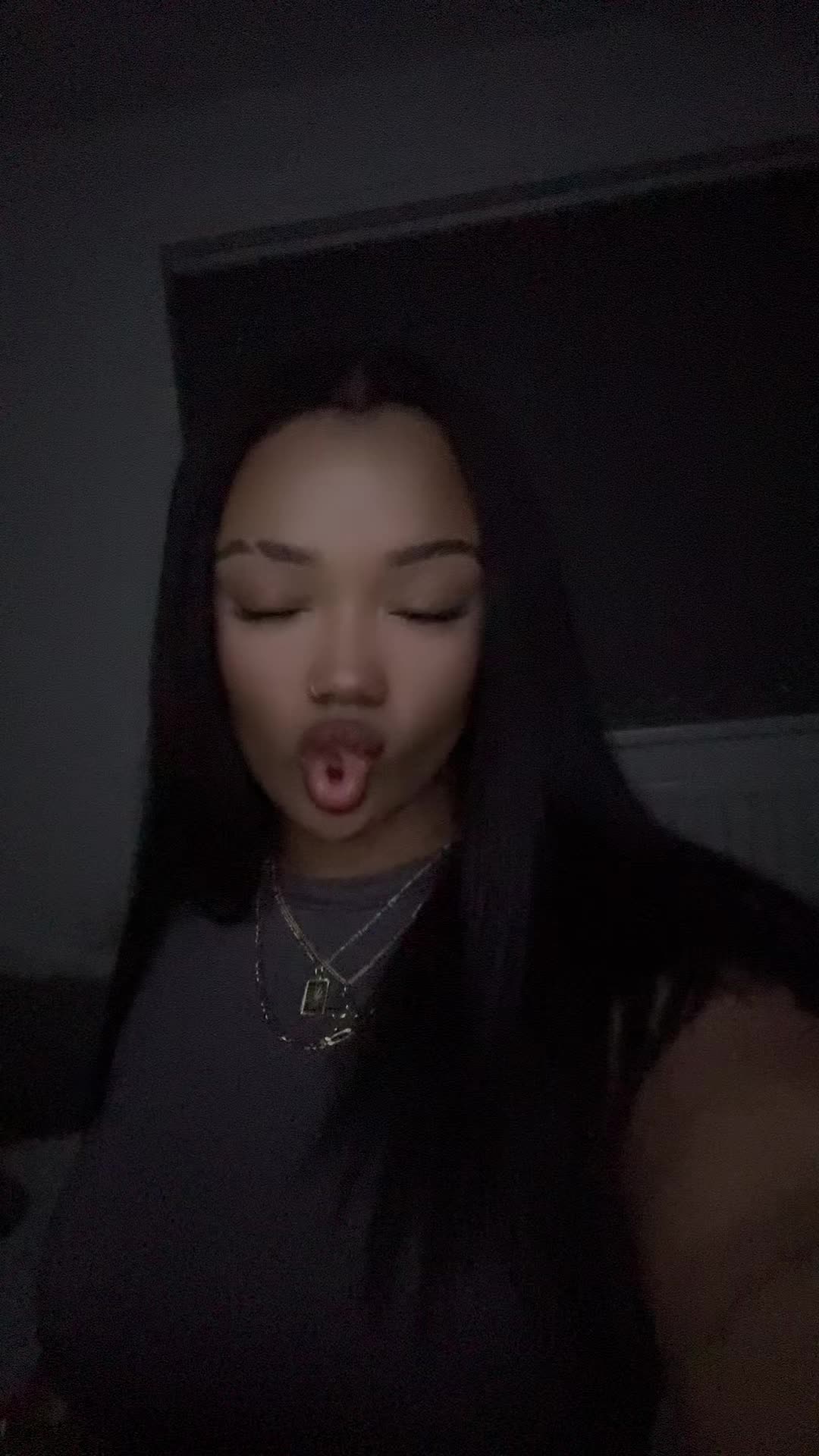 @mon