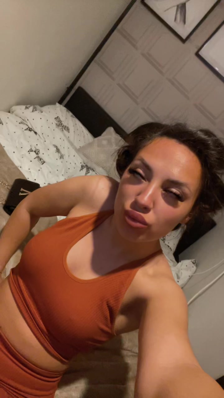 @Shauna21🏴🇯🇲