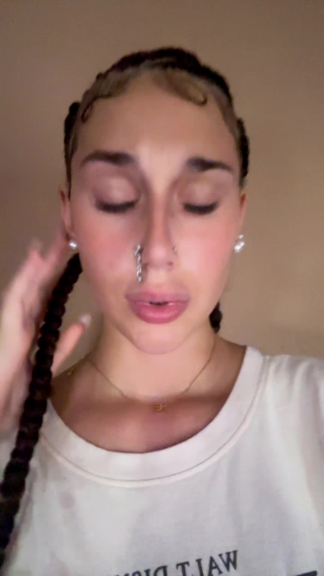 @deestinyy____