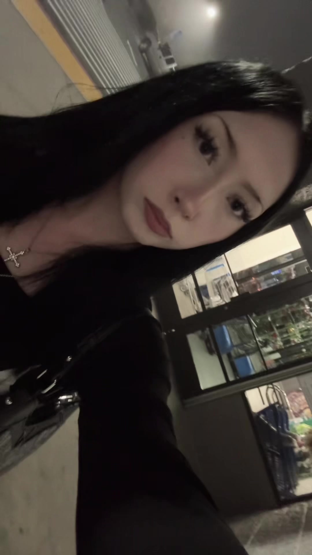 @𝓮