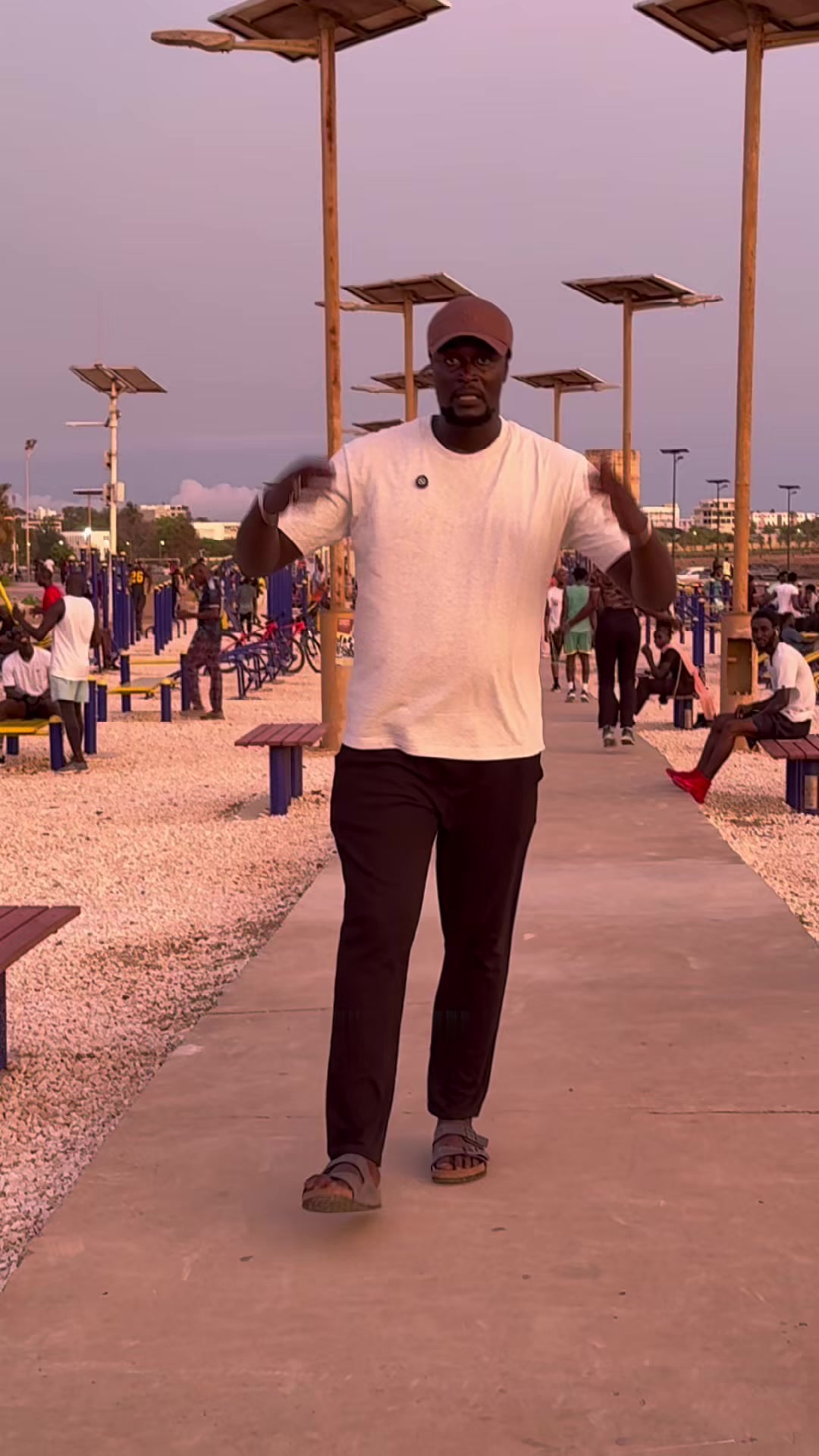 @OMAR BOROM DEUK BI OFFICIEL💯