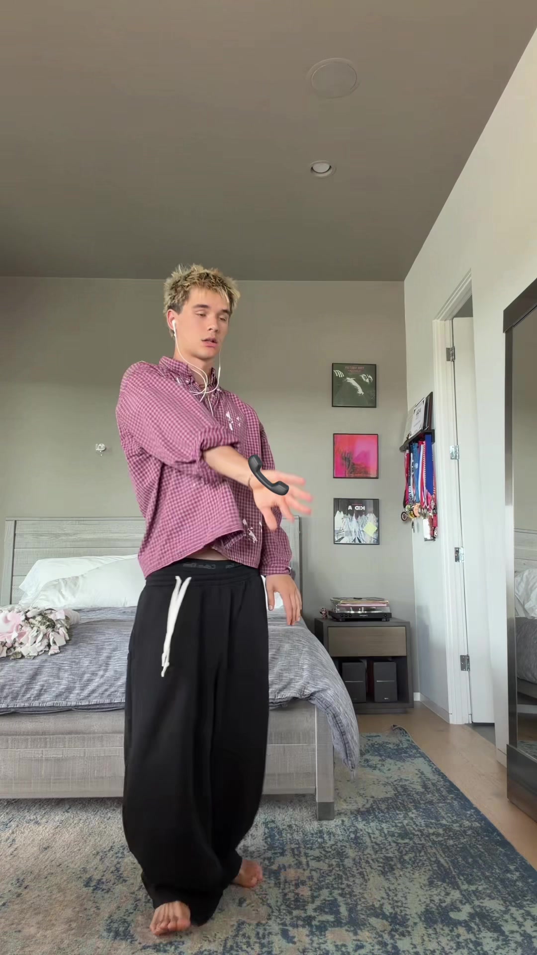 @cjvo