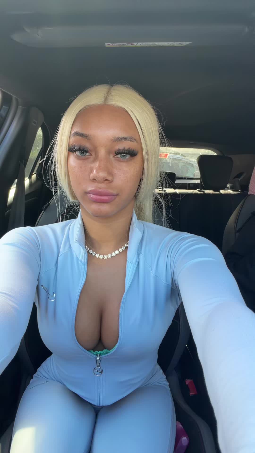 @tee.lighty_
