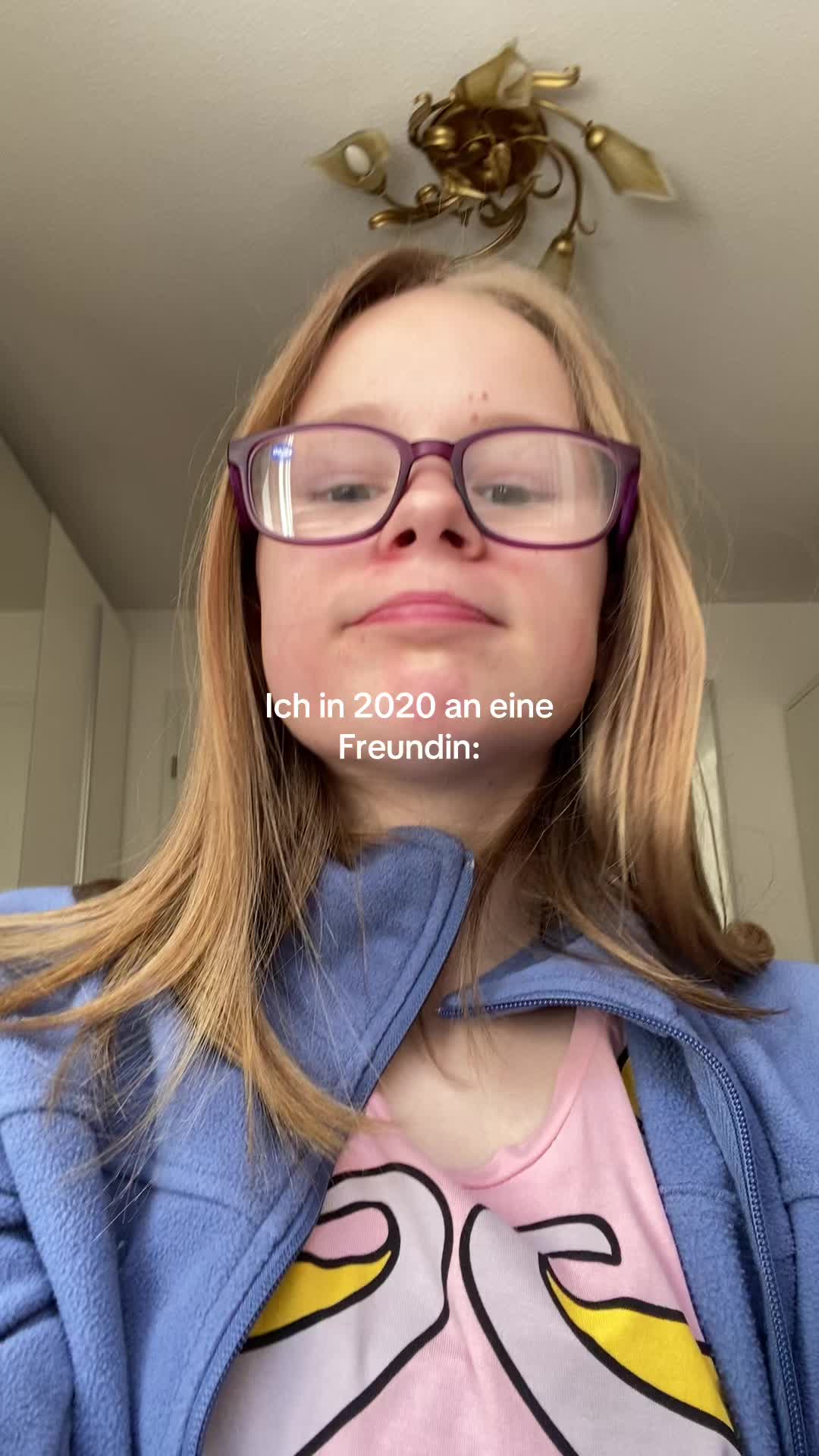 @nicole