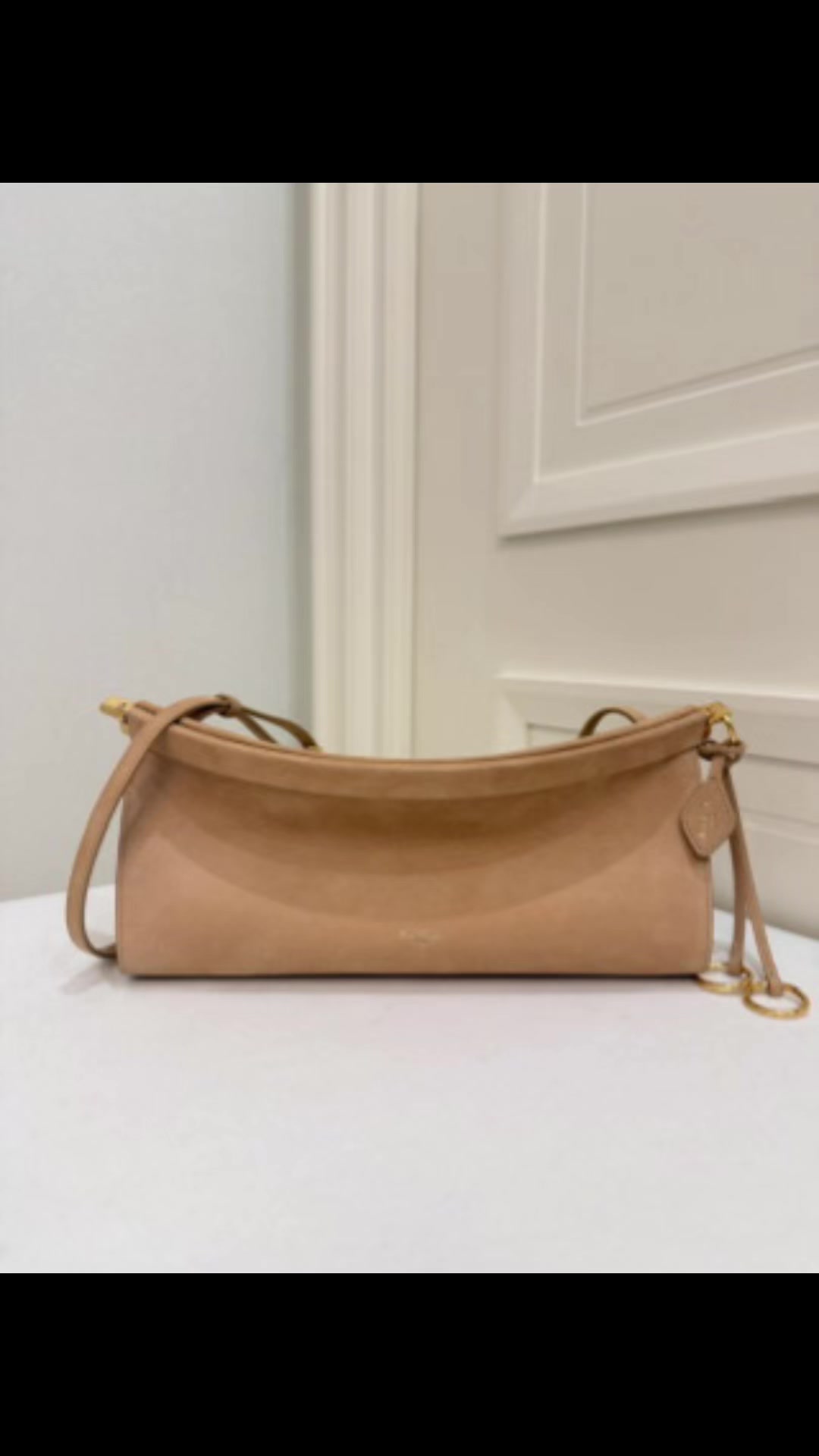 @Couture Carry Club