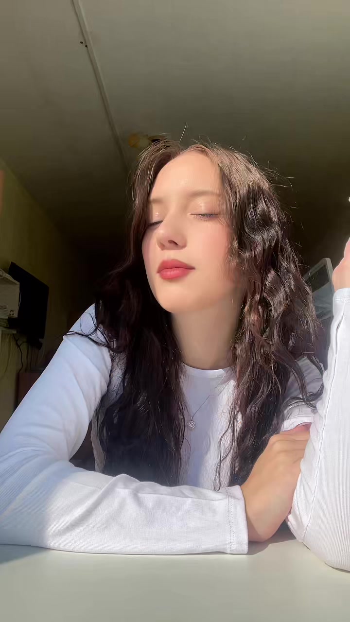 @Ariana