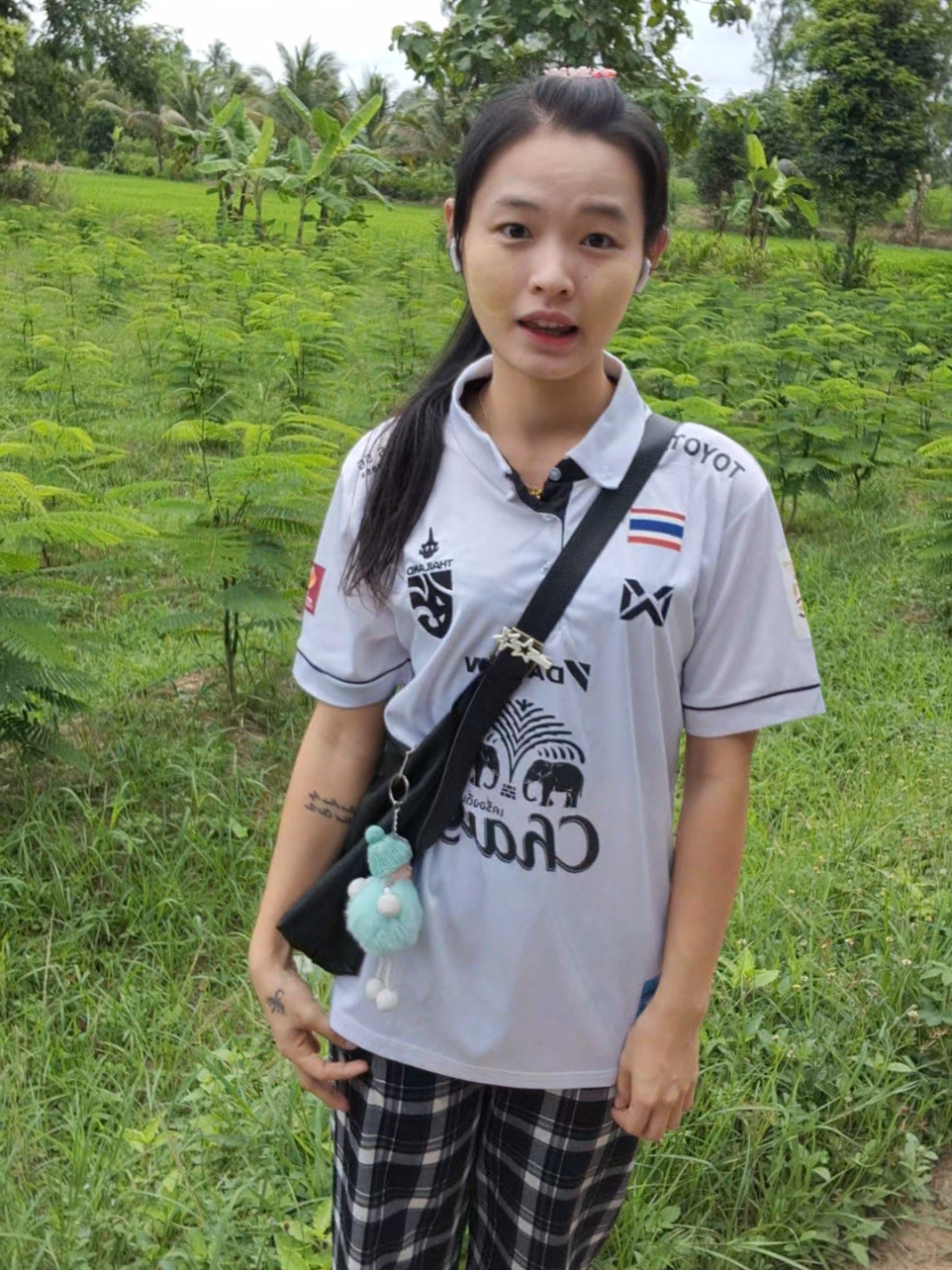 @Khin Gyi kyal