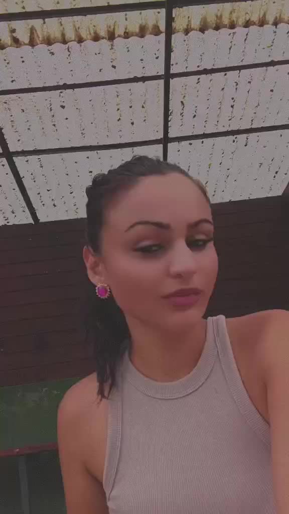 @Vir&aacute;g R&aacute;cz