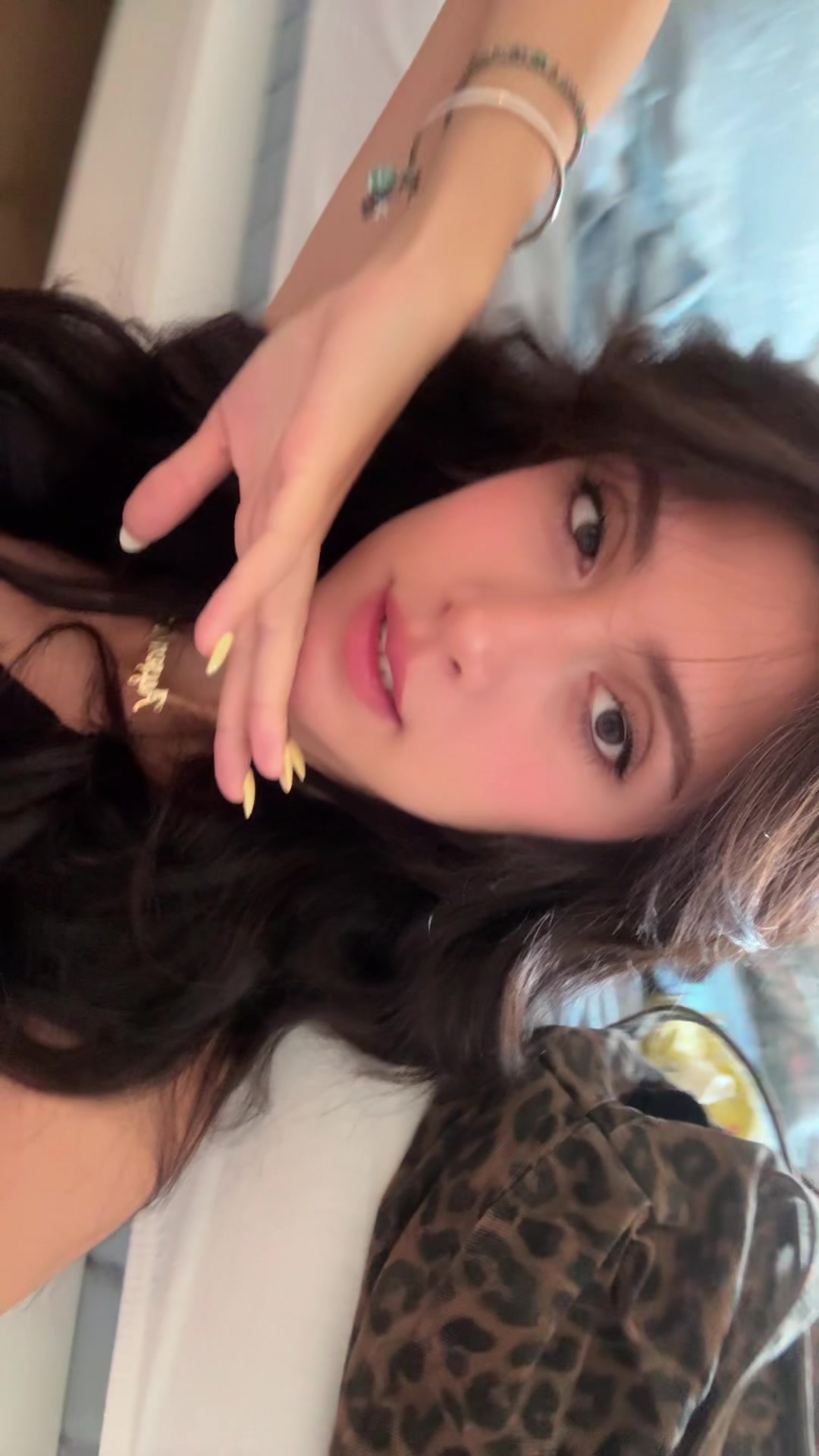 @naz メ𝟶